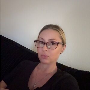 Meet your Posher, Jackie